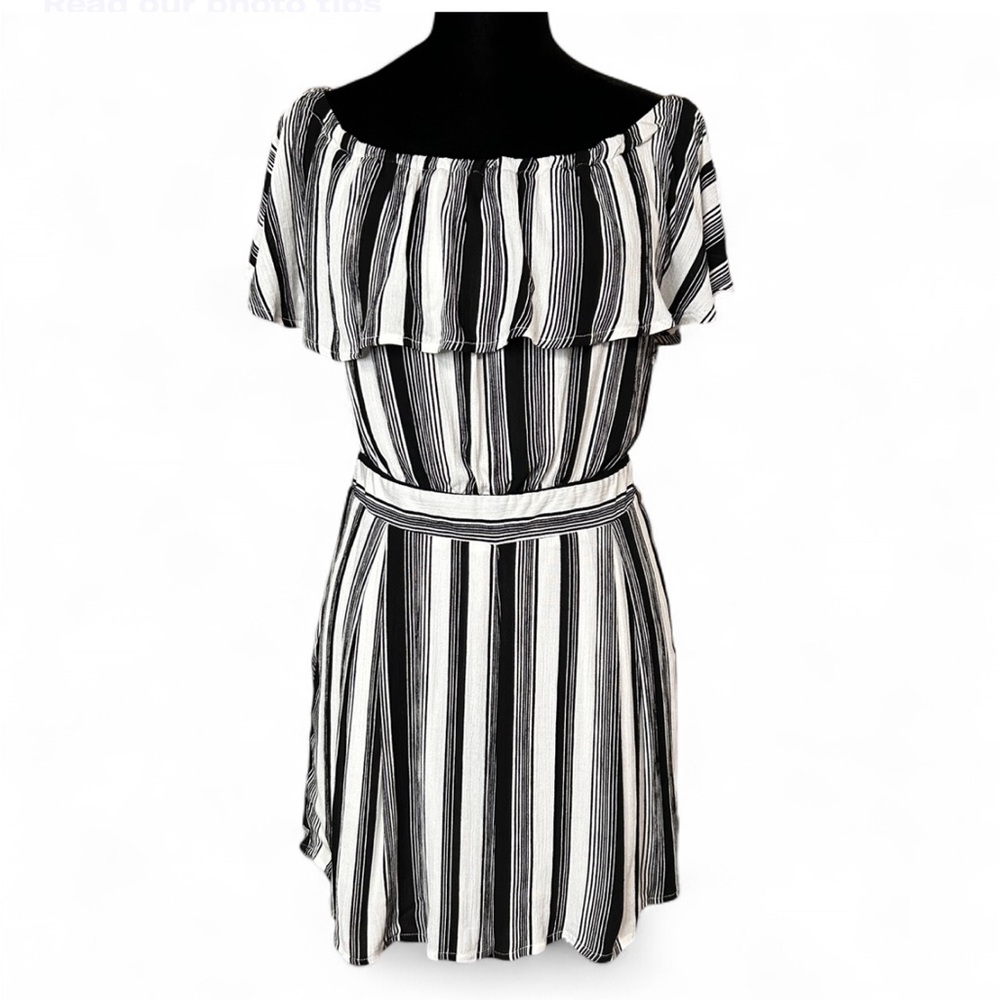 BLUE RAIN Black & White Striped Romper Off Shoulder Zipper And Open Back NWOT M